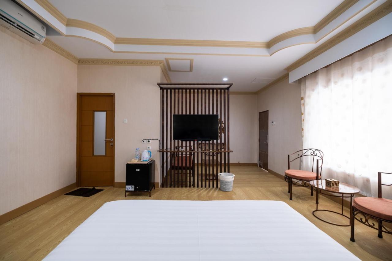 Sartini Inn Jogja Yogyakarta Exterior foto