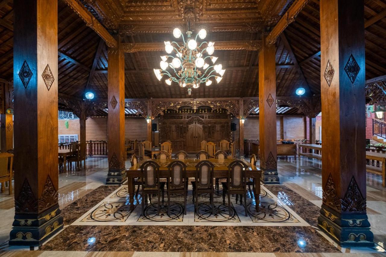Sartini Inn Jogja Yogyakarta Exterior foto