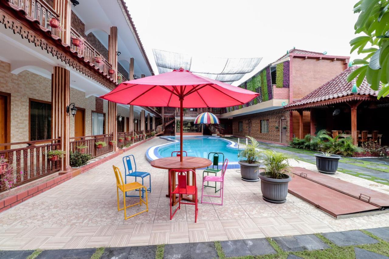 Sartini Inn Jogja Yogyakarta Exterior foto