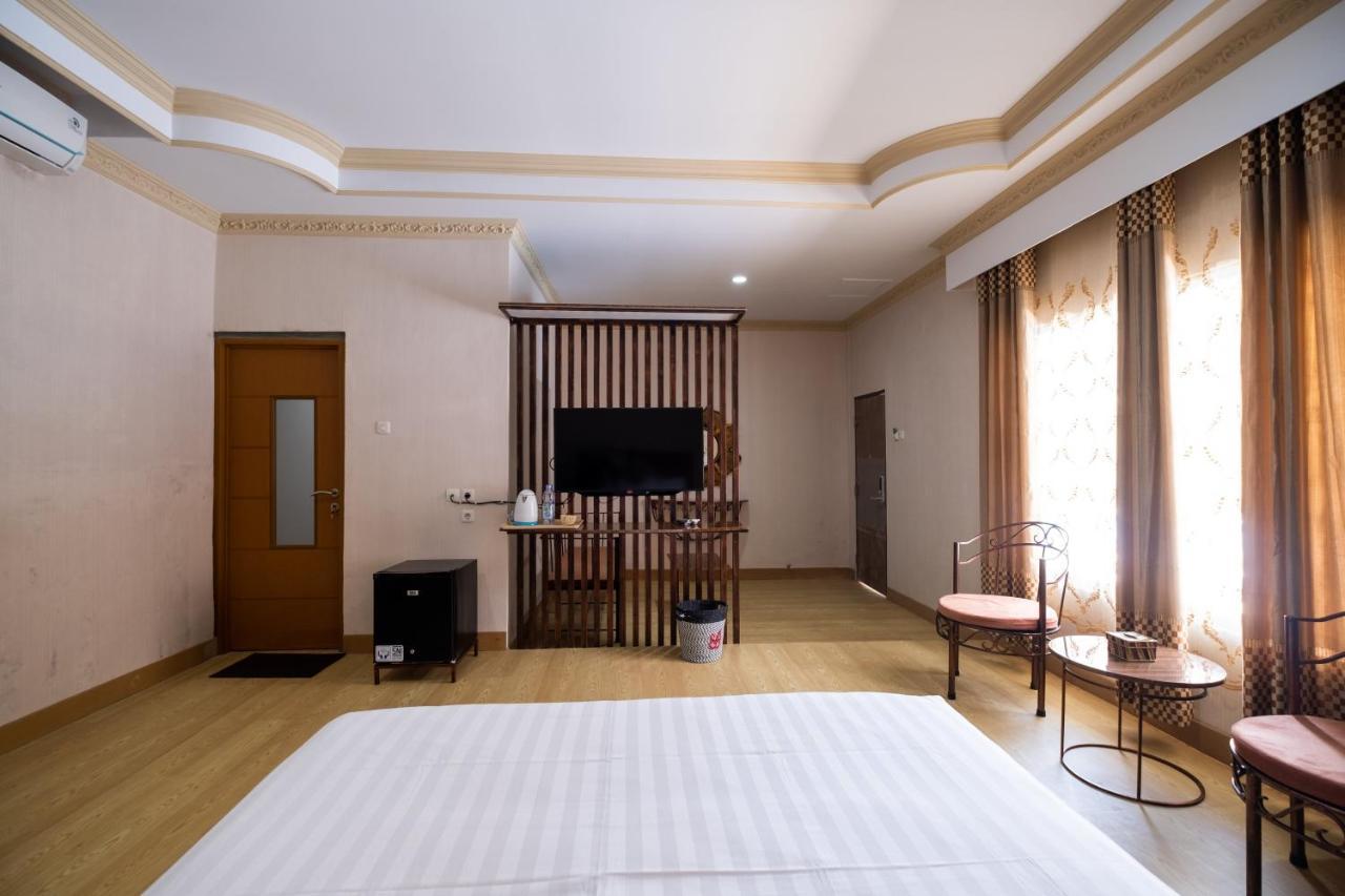 Sartini Inn Jogja Yogyakarta Exterior foto