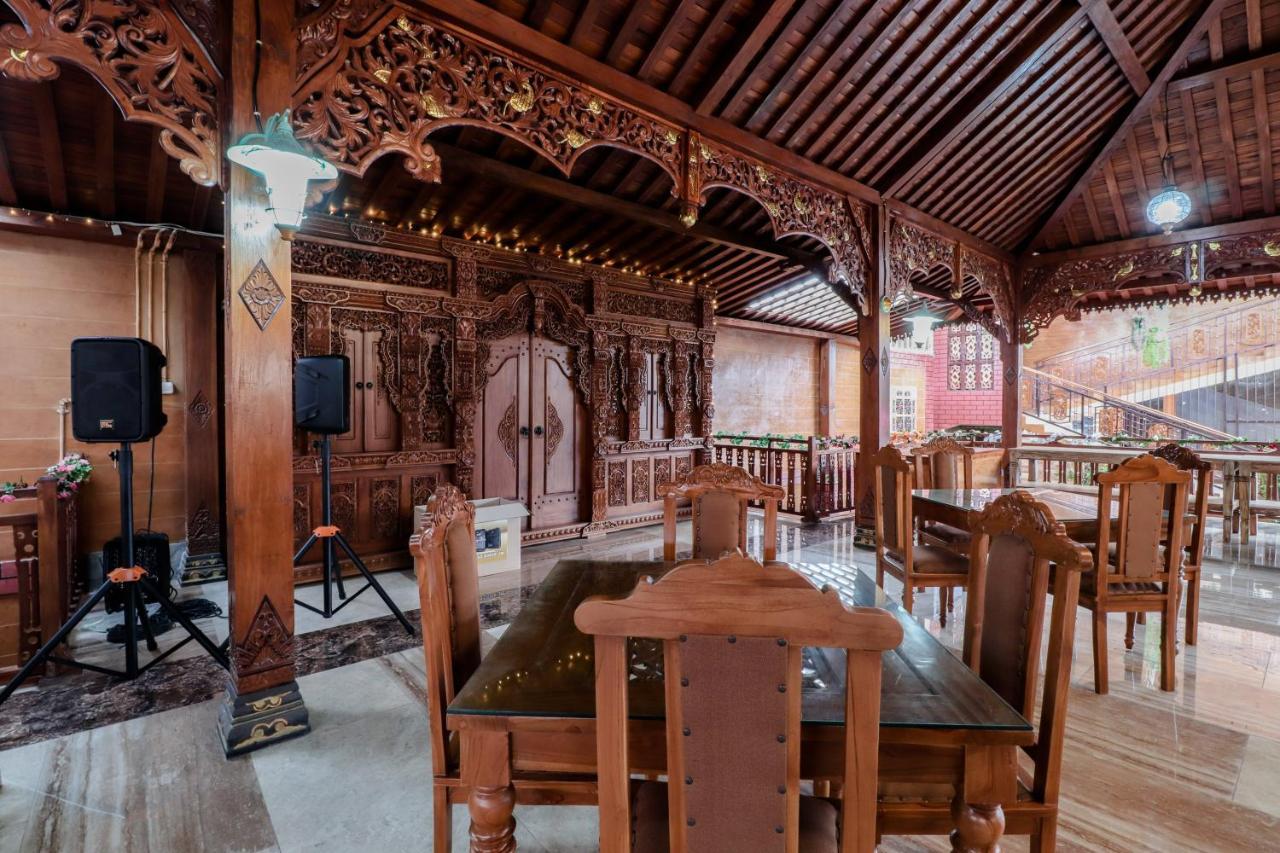 Sartini Inn Jogja Yogyakarta Exterior foto
