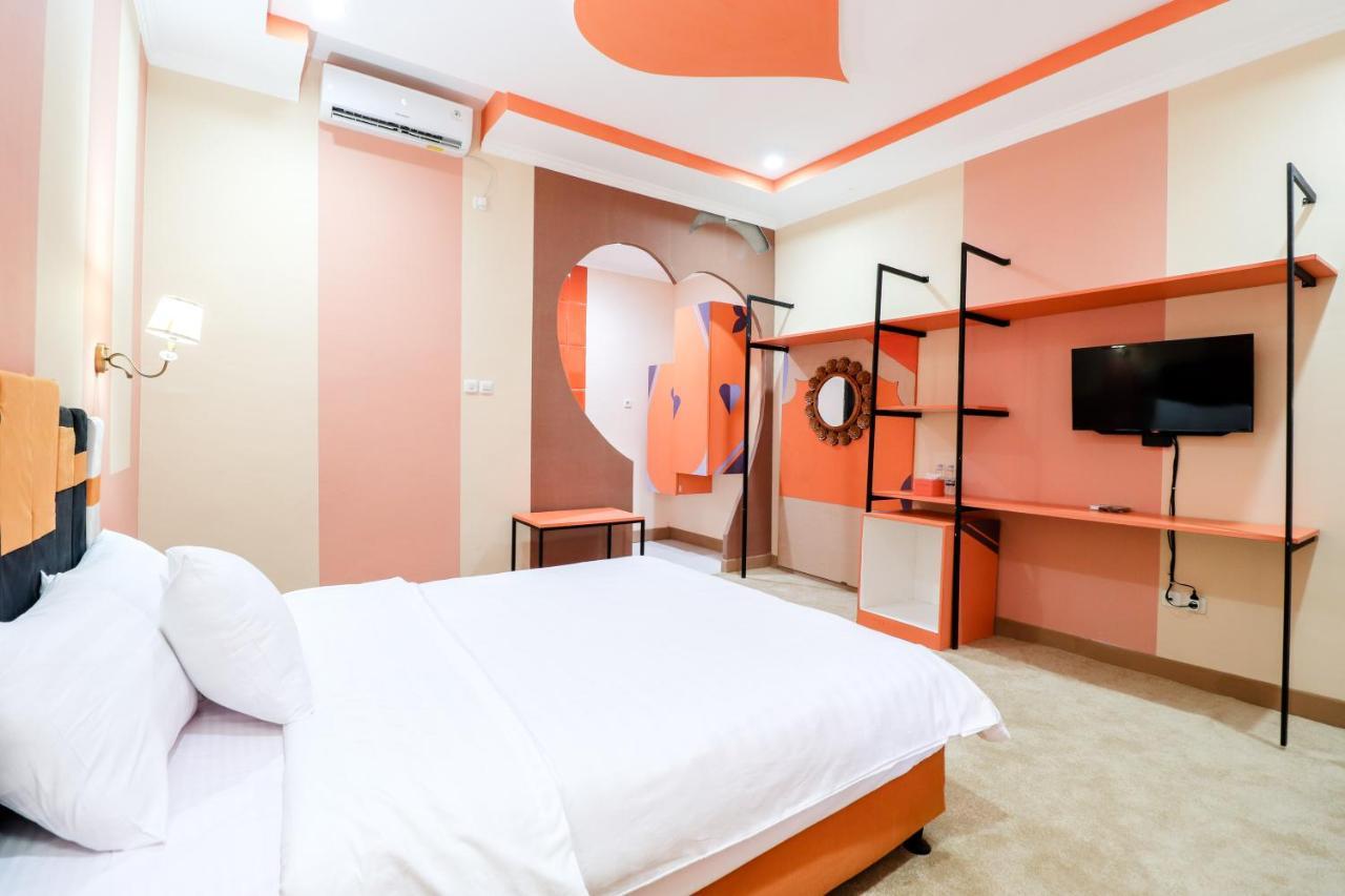 Sartini Inn Jogja Yogyakarta Exterior foto